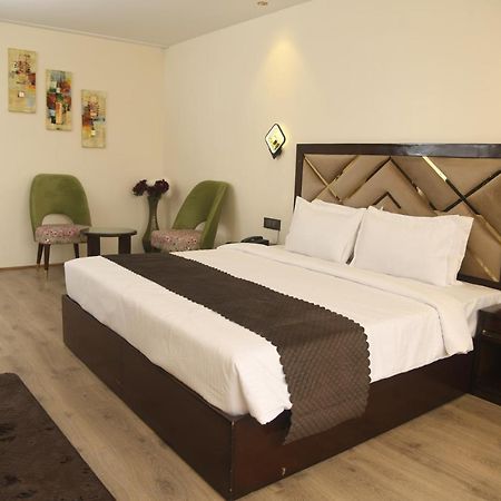 Cloud Social Hotel Shillong Bagian luar foto