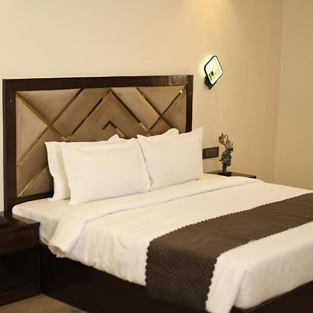 Cloud Social Hotel Shillong Bagian luar foto