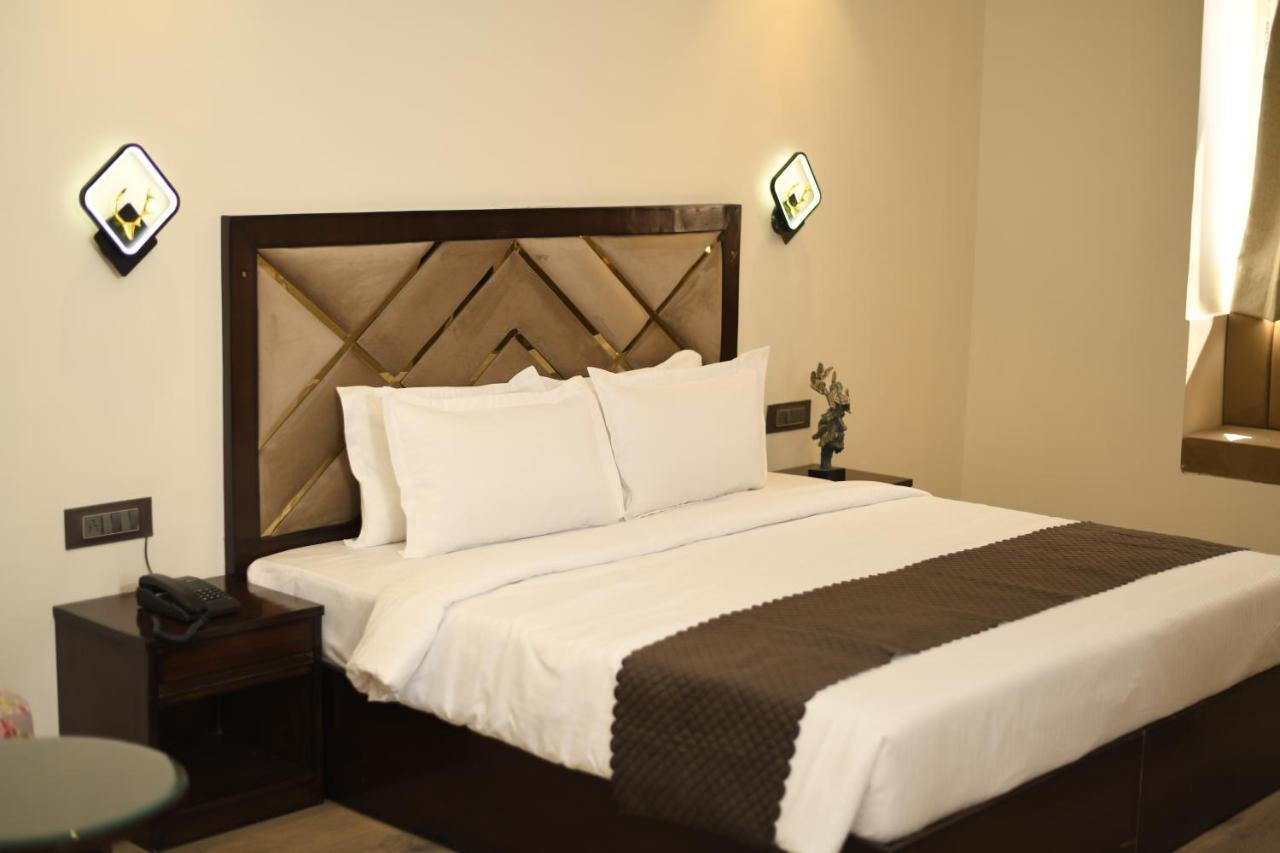 Cloud Social Hotel Shillong Bagian luar foto