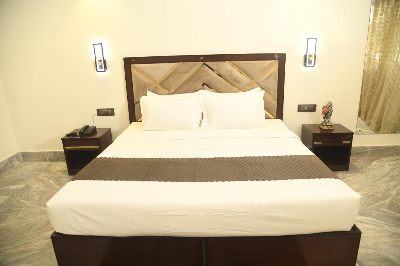 Cloud Social Hotel Shillong Bagian luar foto