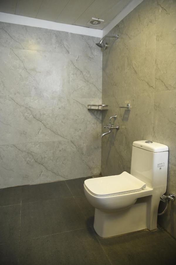 Cloud Social Hotel Shillong Bagian luar foto