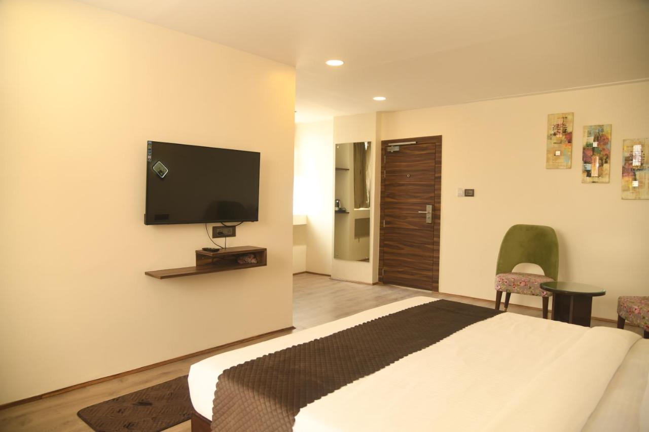 Cloud Social Hotel Shillong Bagian luar foto